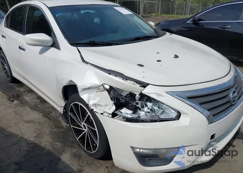 2013 Nissan Altima 2.5 из США, поврежденный, VIN 1N4AL3AP9DN459244